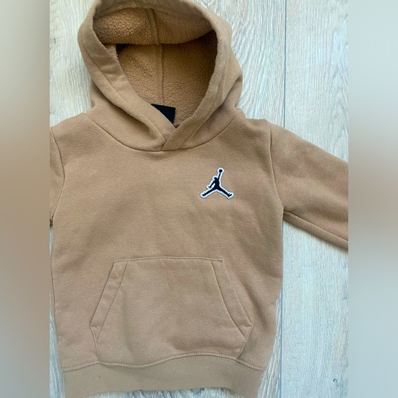 Nike Jordan sweatshirt - size 24M - Picture 2 of 8